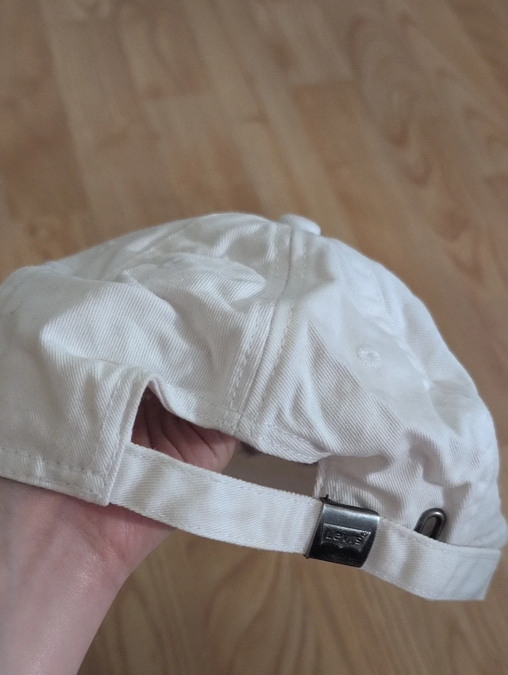 Levi's Off-White Cotton Baseball Cap with Red Tab